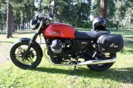 MOTO GUZZI V7 occasion en vente dans la région Aquitaine (47) à 3500 euro photo de MOTO GUZZI V7 744 occasion de couleur Bordeaux en vente à Tonneins
