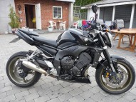 YAMAHA 1000 TR1 occasion en vente dans la région Rhone-Alpes (74) à 3200 euro photo de YAMAHA 1000 TR1 1000 occasion de couleur noir en vente à Vers