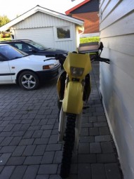 SUZUKI RMX occasion en vente dans la région Nord - Pas-De-Calais (59) à 1000 euro photo de SUZUKI RMX 49 occasion de couleur jaune en vente à Roubaix