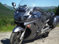 YAMAHA FJR occasion en vente dans la région Nord - Pas-De-Calais (59) à 4500 euro photo de YAMAHA FJR 1300 occasion de couleur argent en vente à Dunkerque