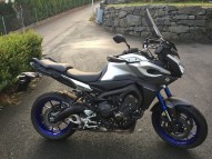 YAMAHA MT-09 TRACER occasion en vente dans la région Rhone-Alpes (69) à 3800 euro photo de YAMAHA MT-09 TRACER 850 occasion de couleur bleu en vente à Villeurbanne