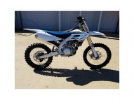 YAMAHA YZ occasion en vente dans la région Rhone-Alpes (69) à 4500 euro photo de YAMAHA YZ 450 occasion de couleur bleu en vente à St Priest