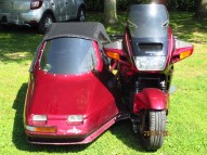 HONDA PAN EUROPEAN occasion en vente dans la région Bretagne (35) à 9500 euro photo de HONDA PAN EUROPEAN 1100 occasion de couleur Bordeaux en vente à Le Rheu