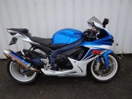 SUZUKI GSXR occasion en vente dans la région Centre (45) à 7999 euro photo de SUZUKI GSXR 600 occasion de couleur en vente à Olivet