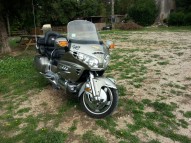 HONDA GOLDWING occasion en vente dans la région Provence-Alpes-Cote D'Azur (13) à 15000 euro photo de HONDA GOLDWING 1800 occasion de couleur en vente à La Ciotat