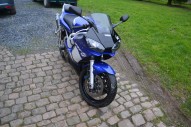 YAMAHA YZF occasion en vente dans la région Nord - Pas-De-Calais (59) à 3500 euro photo de YAMAHA YZF 600 occasion de couleur bleu en vente à Valenciennes
