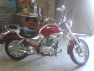 KYMCO ZING occasion en vente dans la région Pays De La Loire (44) à 900 euro photo de KYMCO ZING 125 occasion de couleur rouge en vente à La Chapelle Basse Mer