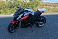 KAWASAKI Z1000 occasion en vente dans la région Rhone-Alpes (69) à 3000 euro photo de KAWASAKI Z1000 1000 occasion de couleur blanc en vente à Venissieux